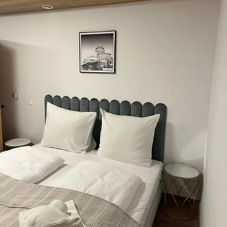 Nourt Ii Apartment